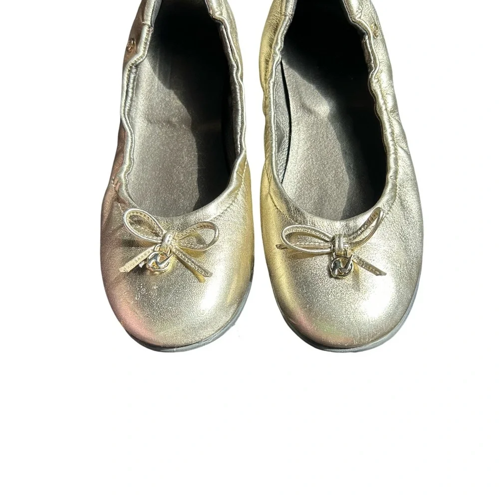 Naturino Gold Dress Shoes with Metallic Sheen kids